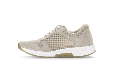 Baskets beiges en nubuck et textile