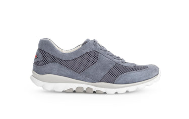 Baskets bleues ajourées en nubuck