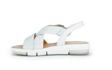 Sandales blanches en cuir lisse