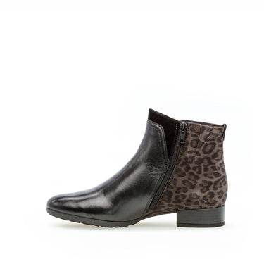 Bottines noires en cuir
